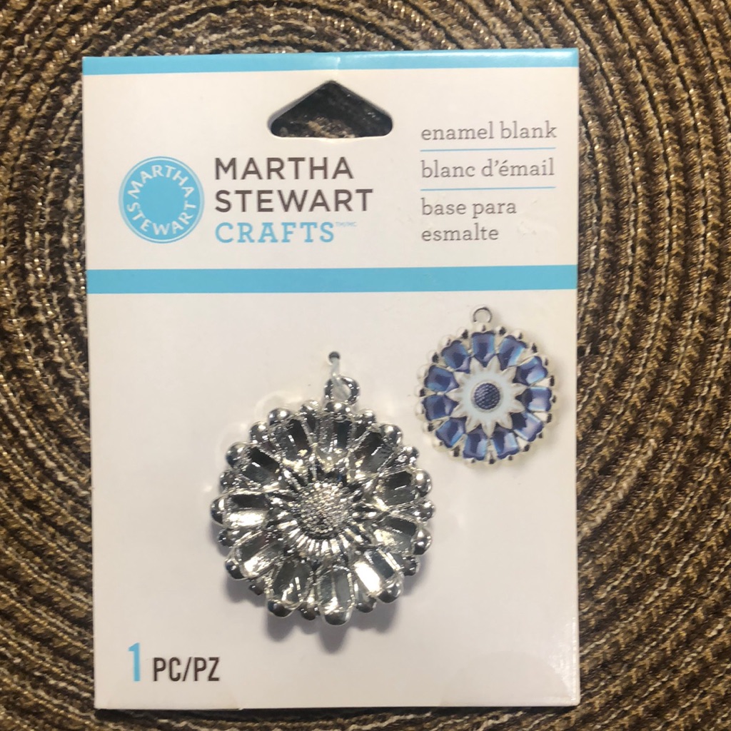 Martha Stewart Enamel Blank Medallion